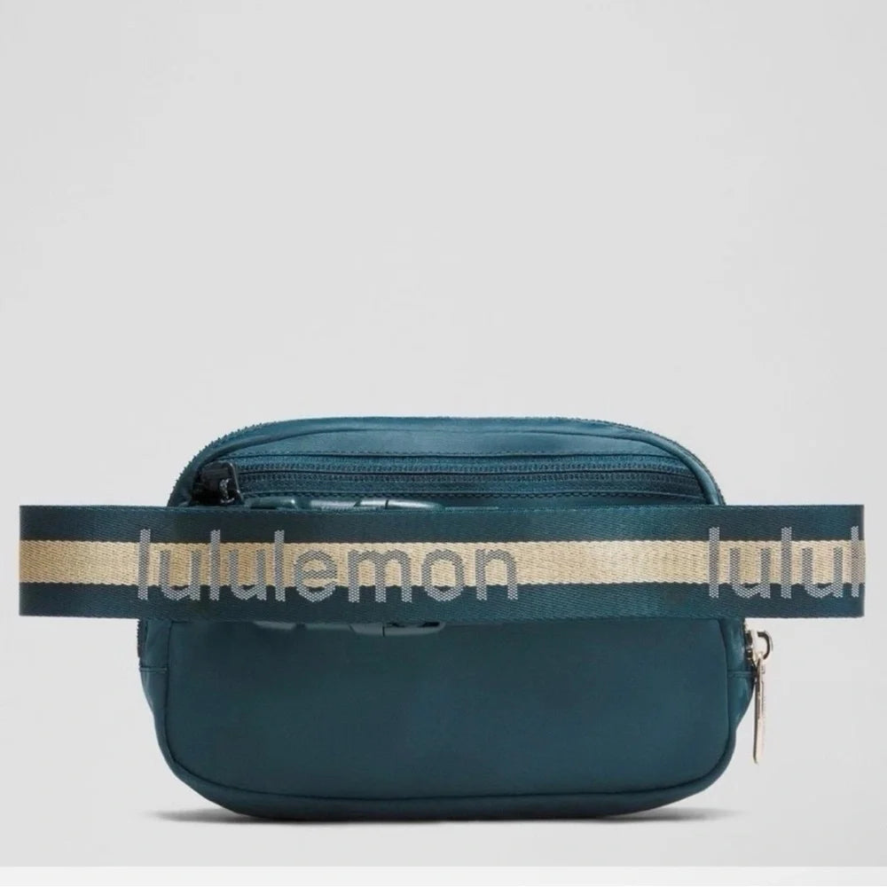 Lululemon Everywhere Belt Bag 1L Warp Teal/ Gold/ Bone