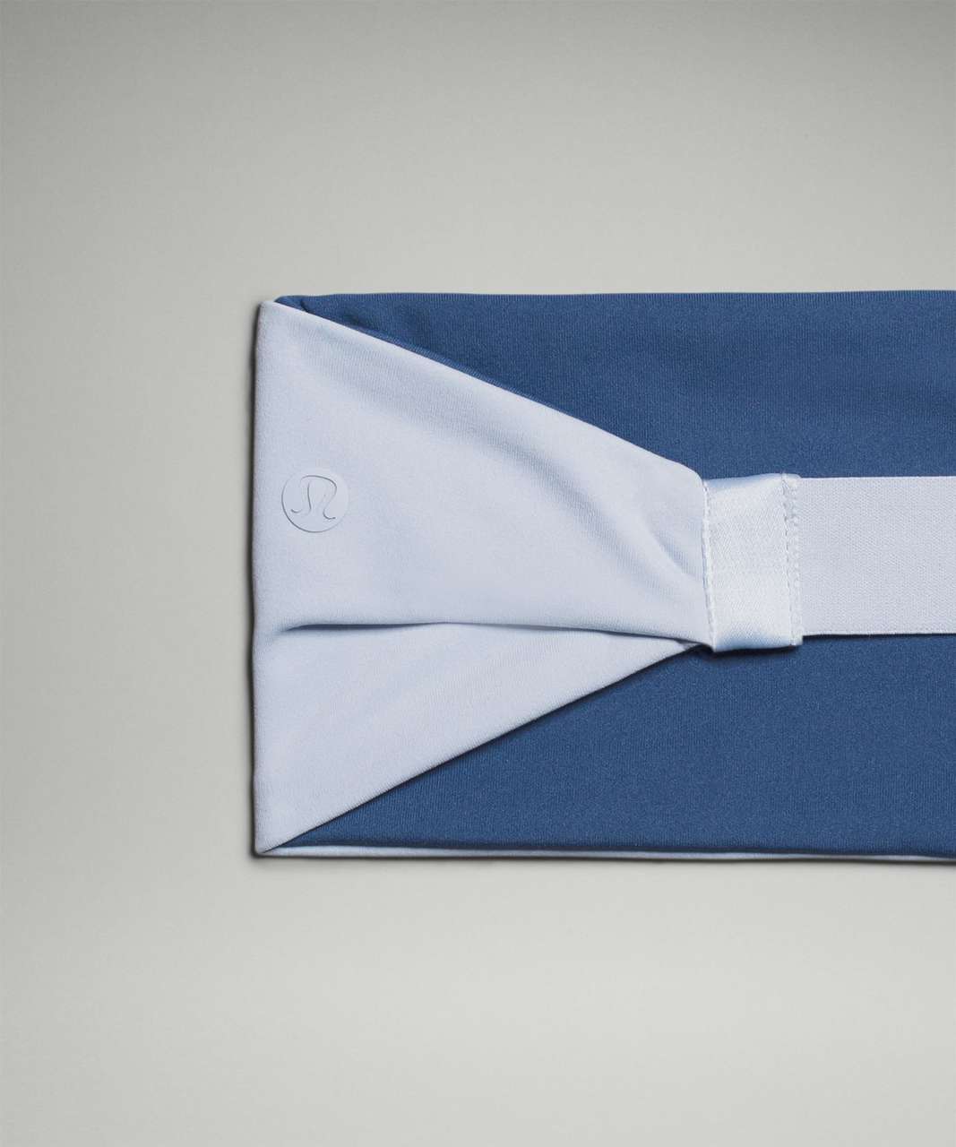 Lululemon Womens Nulu Wide Reversible Headband Blue Linen / Pitch Blue