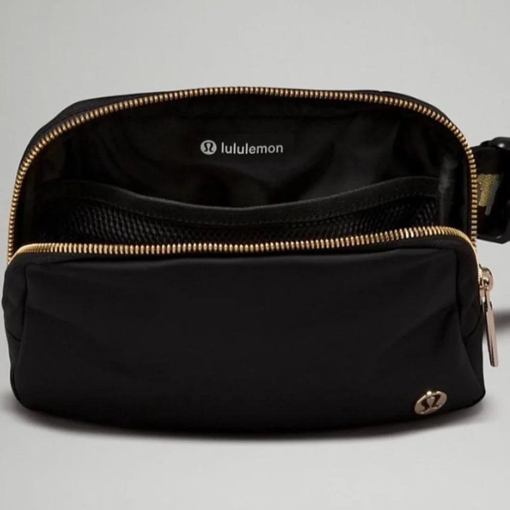 Lululemon Everywhere Belt Bag 1L Black/ Gold /White